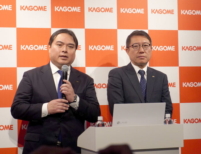 藤澤昭典部長（左）と袴田祥人部長