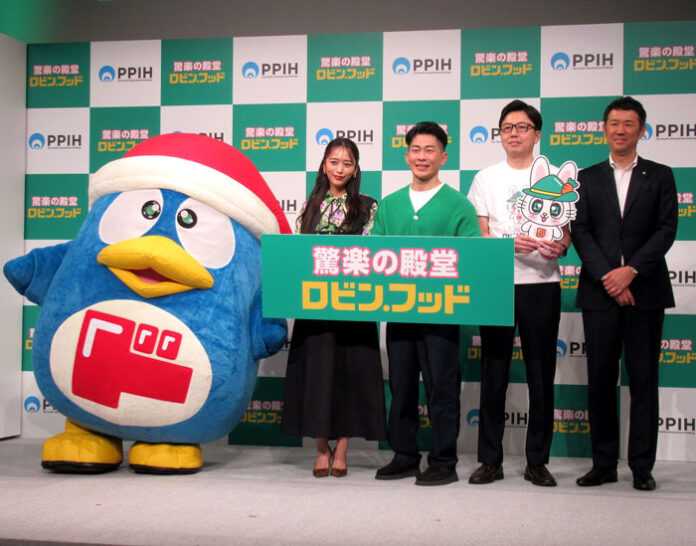 鈴木康介代表取締役ＣＯＯ（右端）