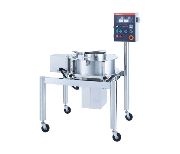 F-2000S/D【万能スーパースライサー/ダイサー）】加工工場やセントラルキッチンのような大量処理を行う場所で活躍中。野菜や果物だけでなく、肉・魚のカットも対応可能機種。刃物の組合わせ次第で、一台で4種の切り方（スライス・千切り・ダイス・筋目入り）ができ、更に一度投入でその仕上りができる優れもの。