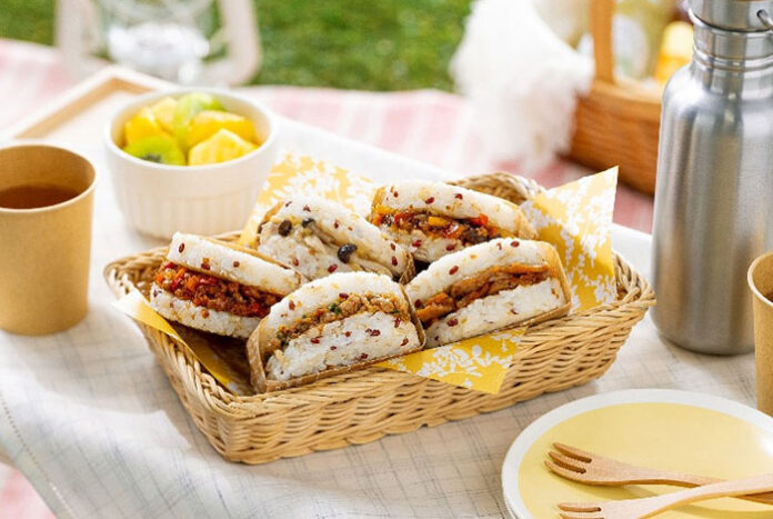 「雑穀ライスバーガー」