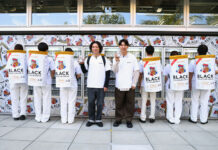 「ブラックニッカ」がハイボール缶に あの“ヒゲのおじさん”愛称募集中 原宿でイベント ニューヨークの2人と「ブラックニッカ隊」。期間中、原宿・渋谷に出没する