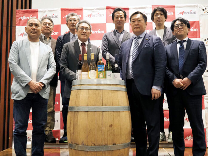 各地のワイナリーが集結（20日の発表会で）