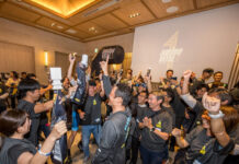 味の素のファンマーケティング 熱狂的「アミノバイタル・クラブ」 新製品のお披露目の様子