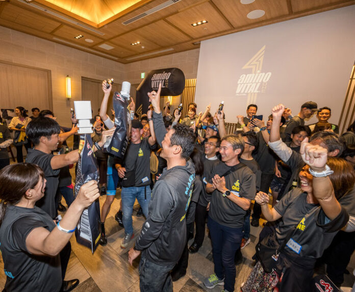 新製品のお披露目の様子