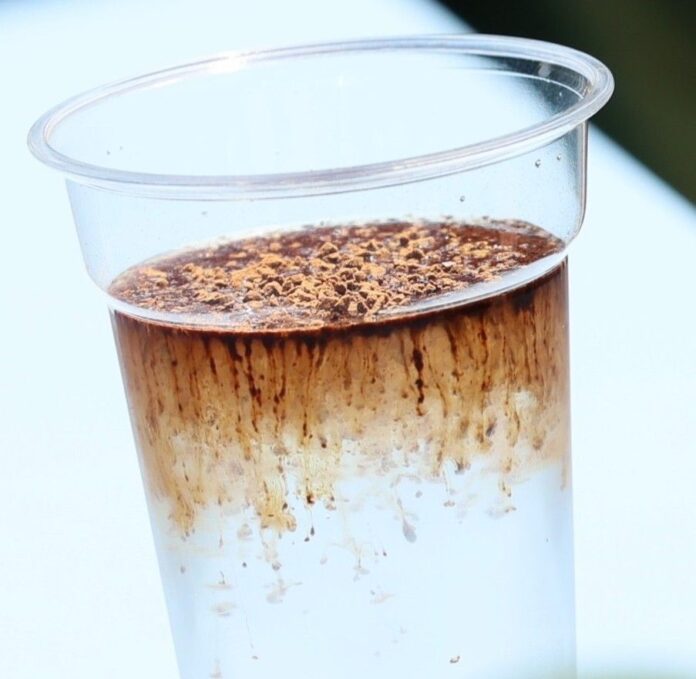 冷たい水にサッと溶ける