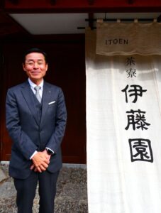 伊藤園フードサービスの唐沢進治社長
