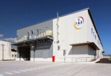 大森屋 新福岡工場が稼働 年6千万枚の増産可能 「画期的な商品開発を」稲野社長 稼働した新・福岡工場