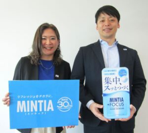 左から真鍋礼子マーケティング本部マーケティング一部担当部長、江川輝マーケティング本部マーケティング一部担当課長