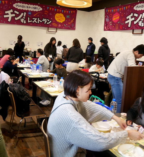 日本アクセス 「チン！するレストラン」 西日本のスーパーで初 万代塚口店で開催