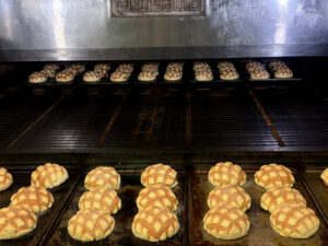 焼きあがった「サクふわメロンパン」