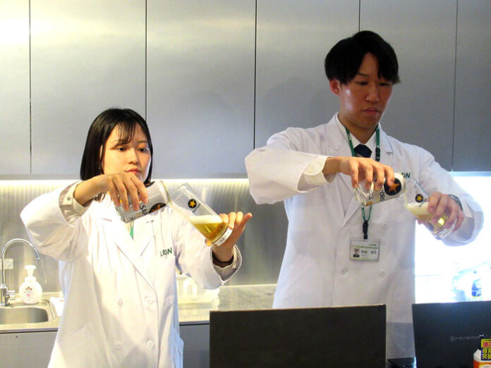 ２種類のグラスで検証