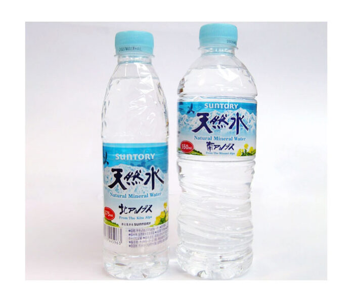 容器容量を拡充「サントリー天然水」