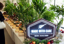NZ産青果の品質と安全性を発信 “Made with Care -思いやりで、できている-“ 大使館でイベント 参加者らがNZ産食材で思い思いに弁当作り
