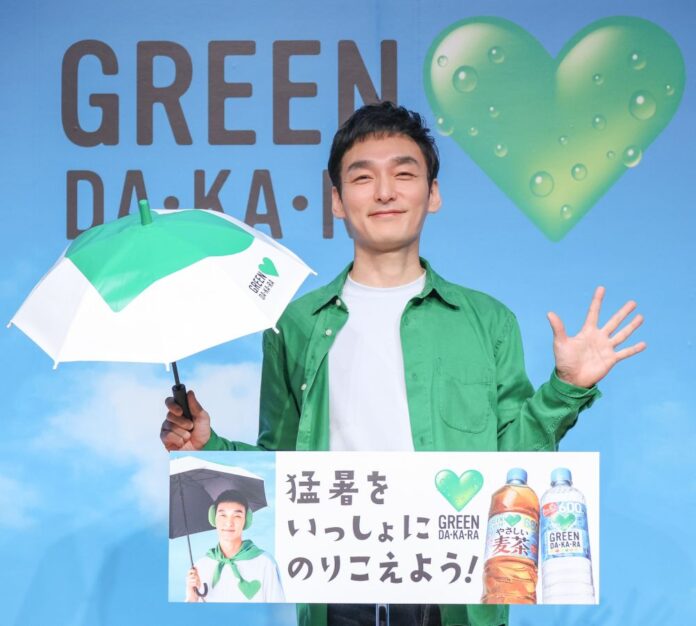 4月27日、発表会にゲストに招かれた草彅剛さん