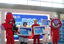 「ミンティア」で現代人が抱える小さなストレスの解消を体感できるリズムゲームイベント開催 アサヒグループ食品 リズムゲームイベントに招かれたメイプル超合金(カズレーサーさん・安藤なつさん)