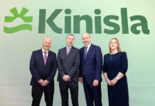 ケリー・デイリー・アイルランド 「Kinisla」に社名変更 栄養・乳製品分野へ投資強化 現地で18日に行われた式典