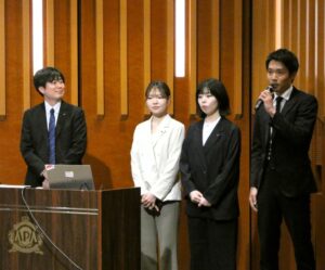 左から佐藤翔氏、鄭希眞（ジョン ヒジン）氏、坂本敬名氏、入口裕貴氏