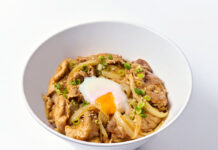 エバラ「黄金の味」使用のメニュー 川崎フロンターレ公式カフェで提供 「豚肉の黄金さっぱり丼」など2品を提供