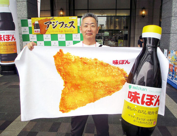 イベントでアピールする柴田幸司支店長
