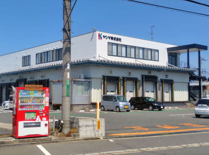 本社前に設置された「MOOMOO自販機」