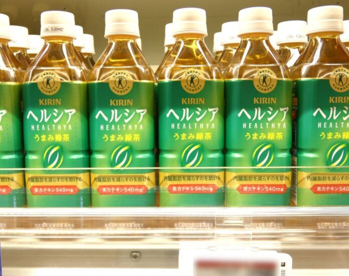 「キリン ヘルシア うまみ緑茶」の売場