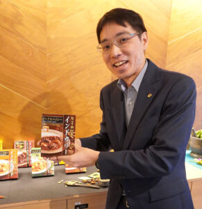 中村屋の福田一輝氏