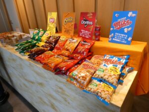 パブリックビューイングで提供された食べ放題のスナック