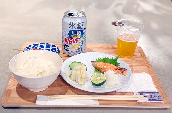 夏の食事に合うすっきり味「氷結無糖」