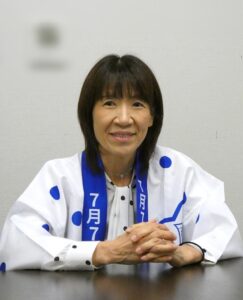 取材に応じた近藤社長