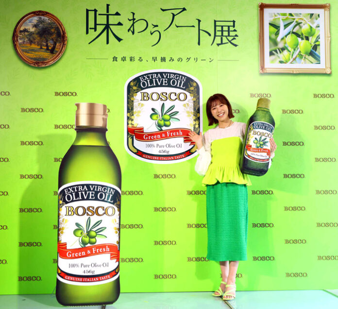 オープニングイベントに登壇した若槻千夏さん