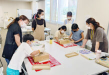 ヤマキ かつお節削り体験も 群馬事業所でイベント ヤマキ かつお節削り体験も 群馬事業所でイベント