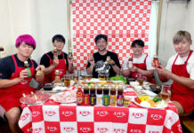 焼肉の日にアツい試合 全日本プロレスと初コラボ エバラ食品 「黄金の味」で焼肉を楽しむ選手たち