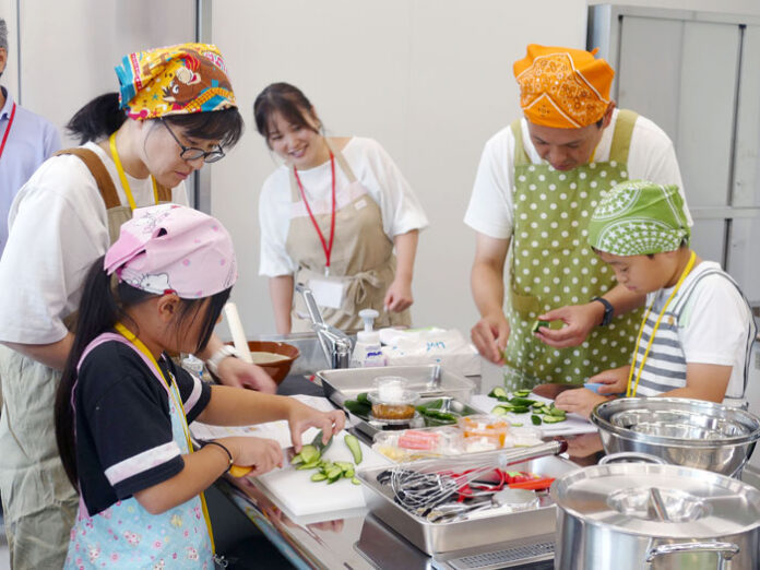 ヤマサ醤油 熊谷市で親子料理教室 地元農産物と赤だしを紹介
