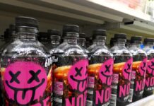 サントリービバレッジ&フード上期増収増益 日本ではコアブランドと「ギルティ炭酸NOPE」の好調が寄与して販売数量も成長 売場に並ぶ「ギルティ炭酸NOPE(ノープ)」