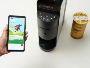 新アプリは「パートナー」と称するキャラクターを彩る世界が利用状況に伴い進化していく仕立て