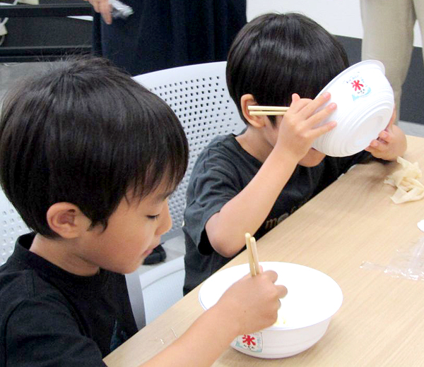 新感覚のそうめんに舌鼓