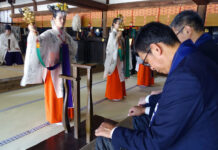 三輪素麺 大神神社で感謝祭 認知拡大と産地発展目指す 巫女が舞を披露