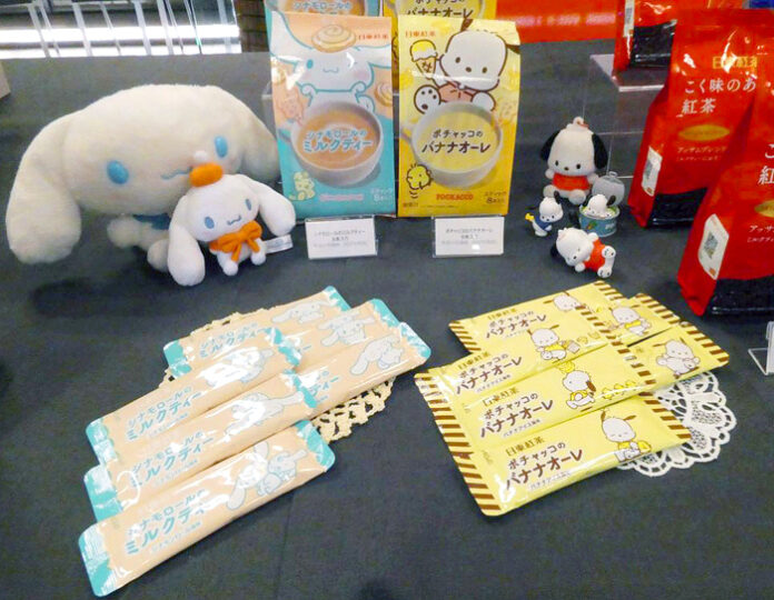 「シナモロールのミルクティー」「ポチャッコのバナナオーレ」