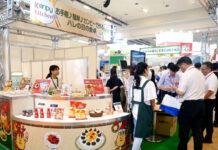 加藤産業 変化する価値観に対応 ハレの日は家庭で 総合展示会 カンピー商品を使ったメニューの試食を提供