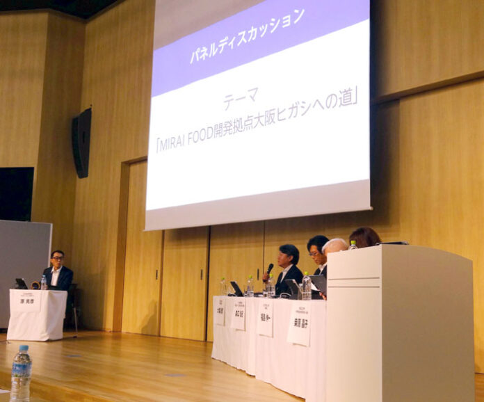 パネル討論会で大森達司社長ら