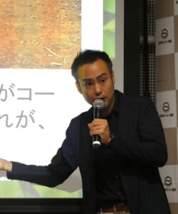 熱弁する武田淳氏