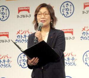 テーブルMメンパに冷凍うどん②庵原部長
