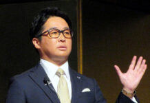 100周年の秋田屋 お酒の世界を広げる二百年企業へ 記念式典開催 新たな長期ビジョンについて力強く語る浅野弘義社長