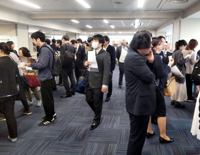 来場者でにぎわった昨年の通販食品展示商談会