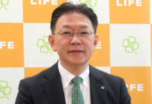 ライフ岩崎社長 アルビスへのM&A語る 「ノウハウ提供、地域密着をさらに」 岩崎高治社長